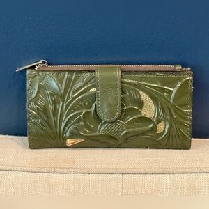 Patricia Nash Leather Nazari Cutout Wallet Olive Green